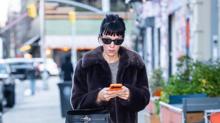 Lily Allen sorgt nach Ex-Streit für modische Aufregung