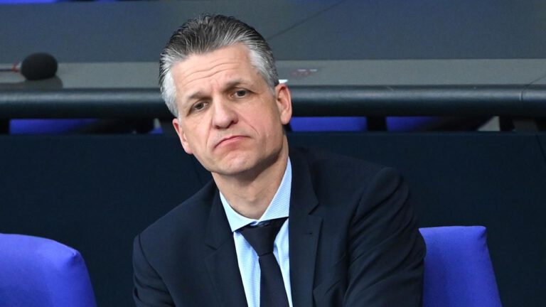 Kanzleramtschef Frei bereit zur Anpassung des Koalitionsvertrags