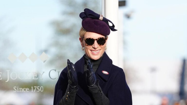 Zara Tindall in Cheltenham: Elegante Coolness begeistert